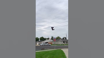 Arrma quake skatepark triple flip 🔥