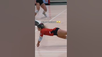 Thumbnail of This volleyball save was amazing! 😱🏐 #shorts