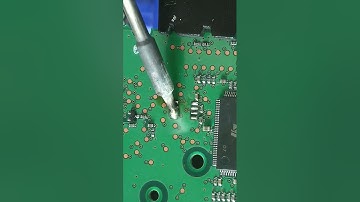 Replacing EEPROM #electronic #how #howto #smd #desoldering #soldering #video #solder #videos #eeprom