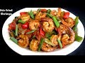 Honey stir fried shrimps with garlic and onions