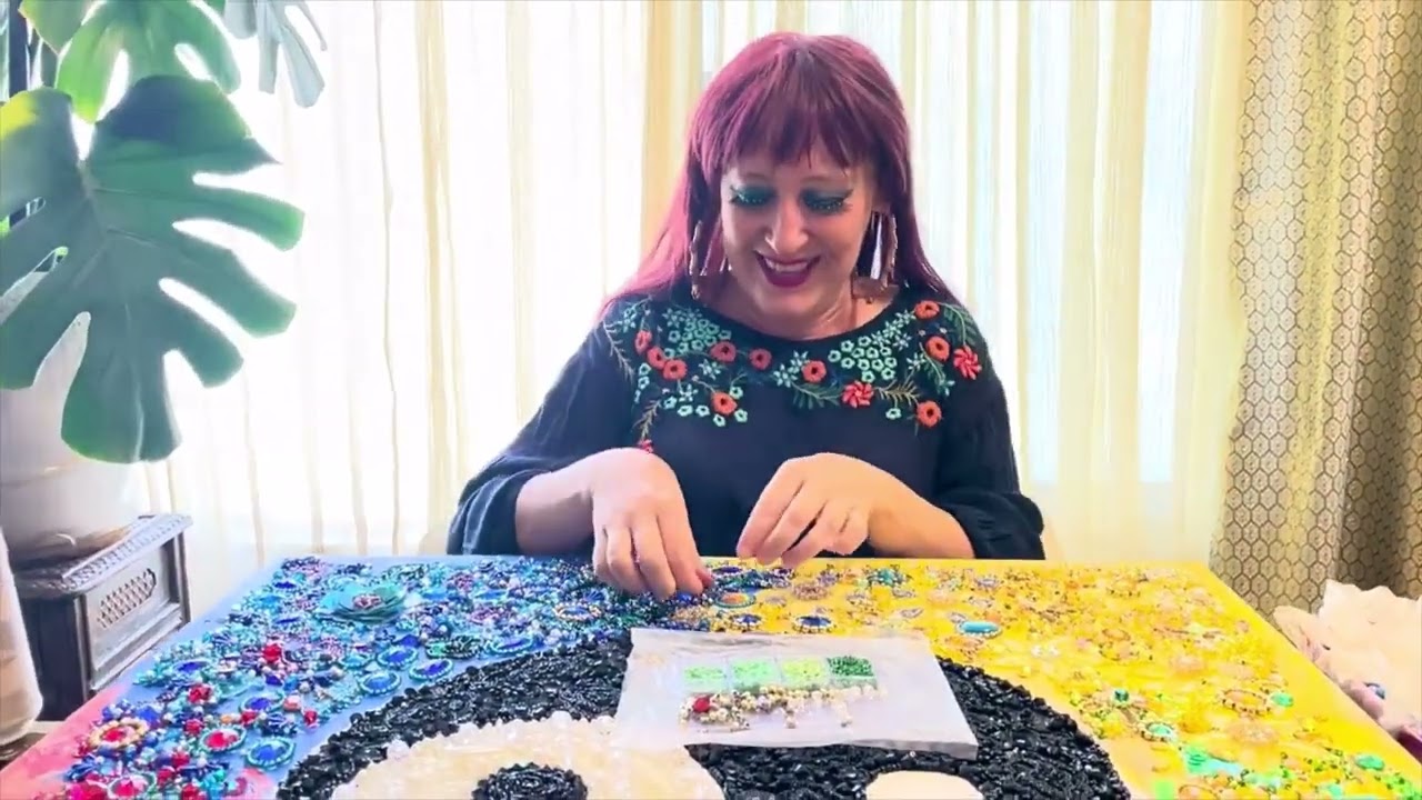 Вышивка бусами, бисером, пайетками, как я добавляю оттенки. Живой процесс вышивания. Картина Инь Ян