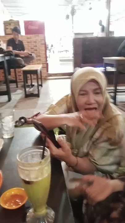 No. 1869 meeting di cafe Mancunk 's #story #bisnisbaru #shorts #reels