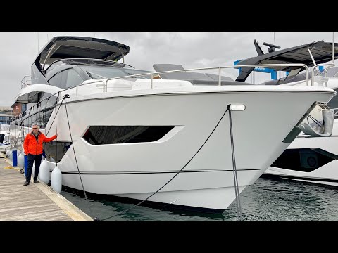 £5.7 Million Superyacht Tour : Sunseeker 88 Yacht