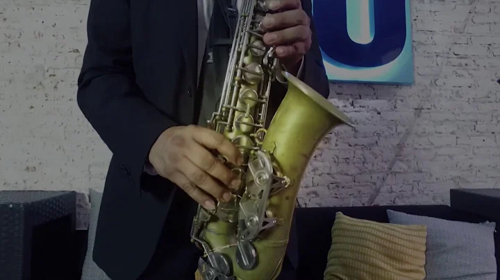 SALVADOR VILLAGOMEZ SAX