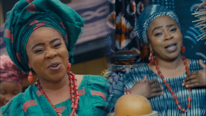 Check Out Latest Record Video By Alhaja Ambassador Akiki Maryam aka Mama Nla (MAAMI)