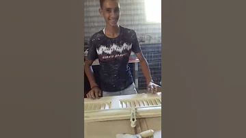 مزمار عبدالسلام على طريق النقاشين 