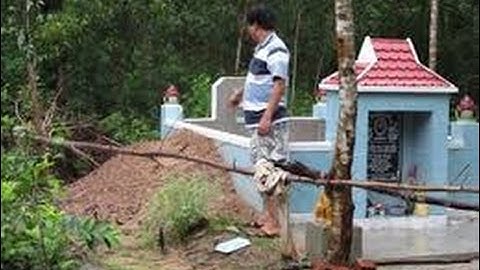 Truy tố 2 kẻ “quật mộ”, vứt hài cốt trôi sông