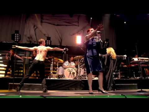 Scissor Sisters feat Kylie Minogue - Any Which Way (Glastonbury 2010)