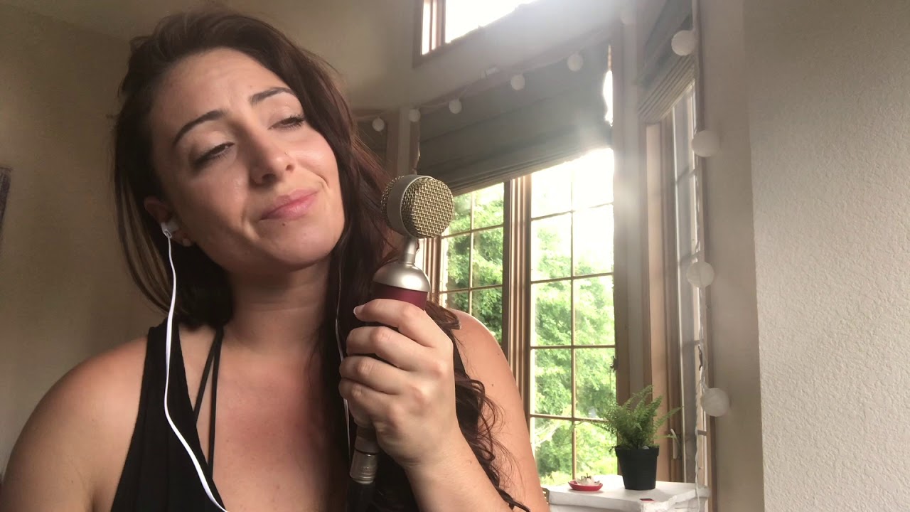 Can't help falling in love with you, Elvis Presley Cover by Larisa