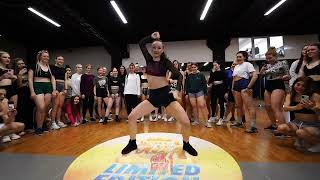 ALBEEZY - BUSS A WINE | KAMILLA RISLING | MOF&LIMITED EDITION 2022