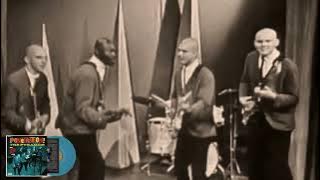 The Pyramids - Penetration  (full) - From Best of the Pyramids LP or CD!