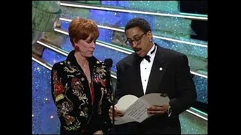 Julia Roberts Wins Best Actress Motion Picture Mus...