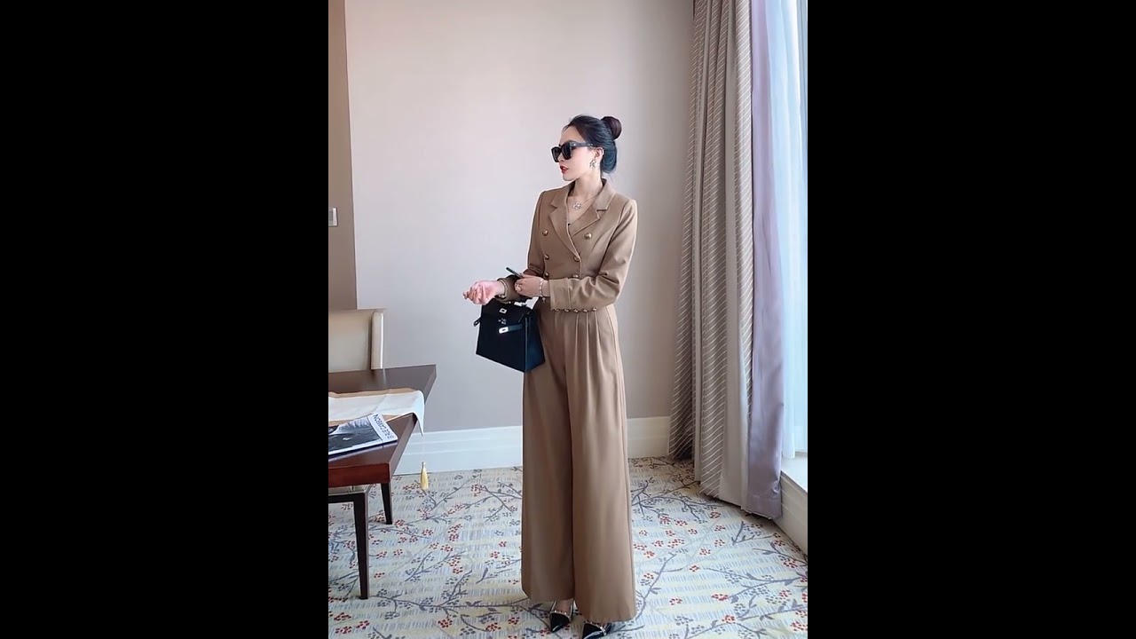 Mã C2650 Giá 3160K Áo Vest Nữ Se 1A1 Vest Cả Bộ 2 Món Hàng Xuân Thu Đông Thời Trang Nữ Chất Liệu G