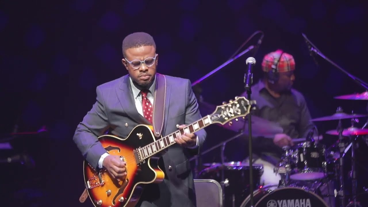 (Hymn) Bawo Ndixolele  #southafricanguitar #hymn #billymonama #southafricangospel #guitar #livemusic