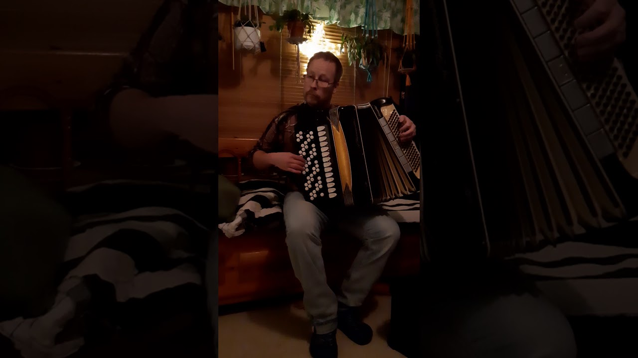 Elämää juoksuhaudoissa- Sami Pelkonen