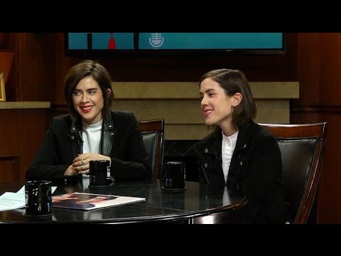 Tegan and Sara on attracting straight women | Larry King Now | Ora.TV