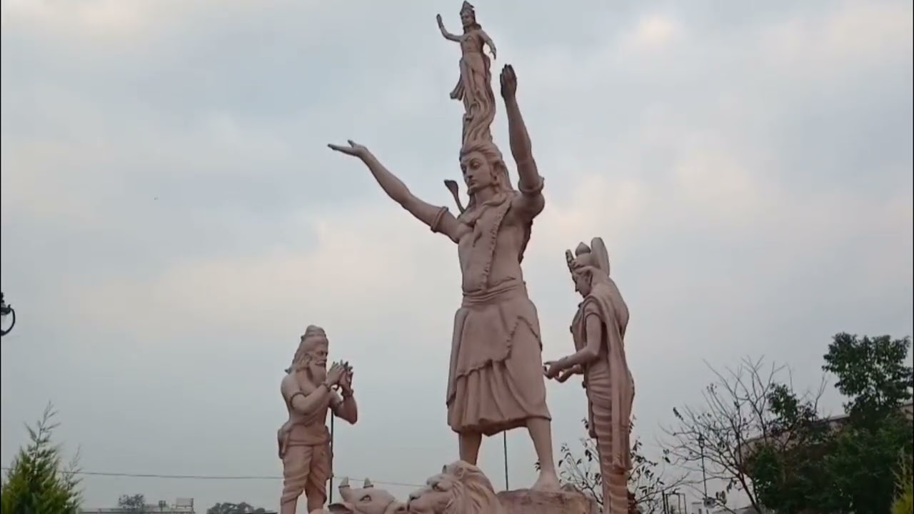 Ujjain mandir gye ..😊🛕 har har Mahadev 