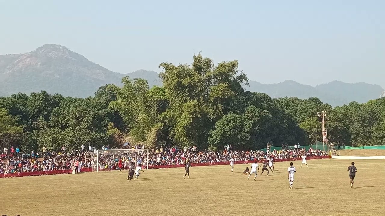 Pindor Gadia Football Match, Bangiriposi, Mayurbhanj Re Nigra khelo Dekha