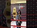 FAN DELLA WWE ENTRANO COME VERE SUPERSTAR
