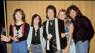 Paul McCartney & Wings - Let 'Em In - Instrumental (Without Vocals) - (Backing Track)