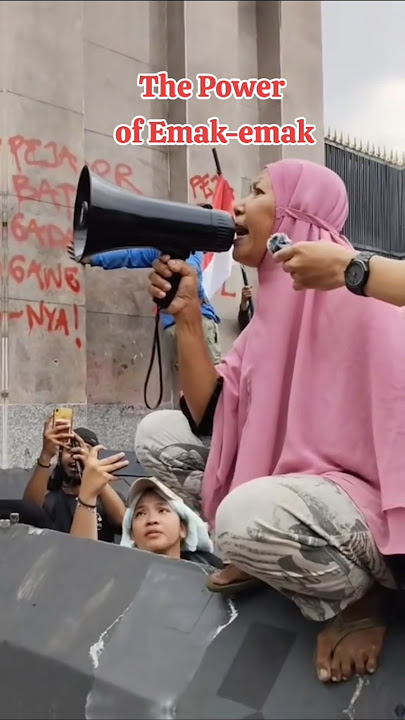 Emak-emak Core Kalau Turun Demo. Mak Ana. #demo #dpr #jakarta
