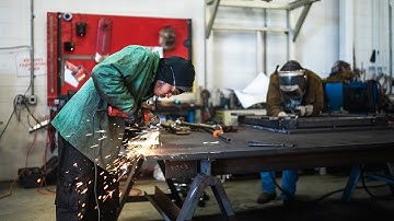 Spanning Shop Floors and Continents: Where Does MES Fit into Modern Manufacturing?