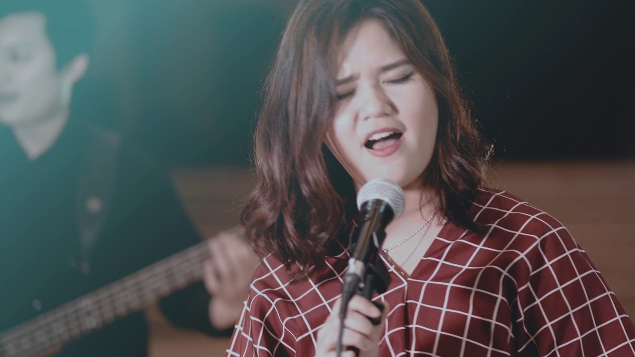 Hai Mari Berhimpun (cover) - YouTube
