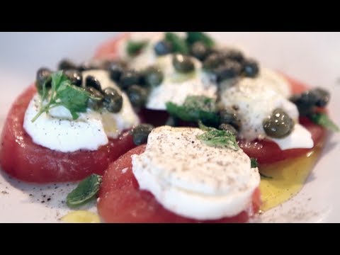 Insalata Caprese (Tomato, Buffalo Mozzarella & Basil Salad)