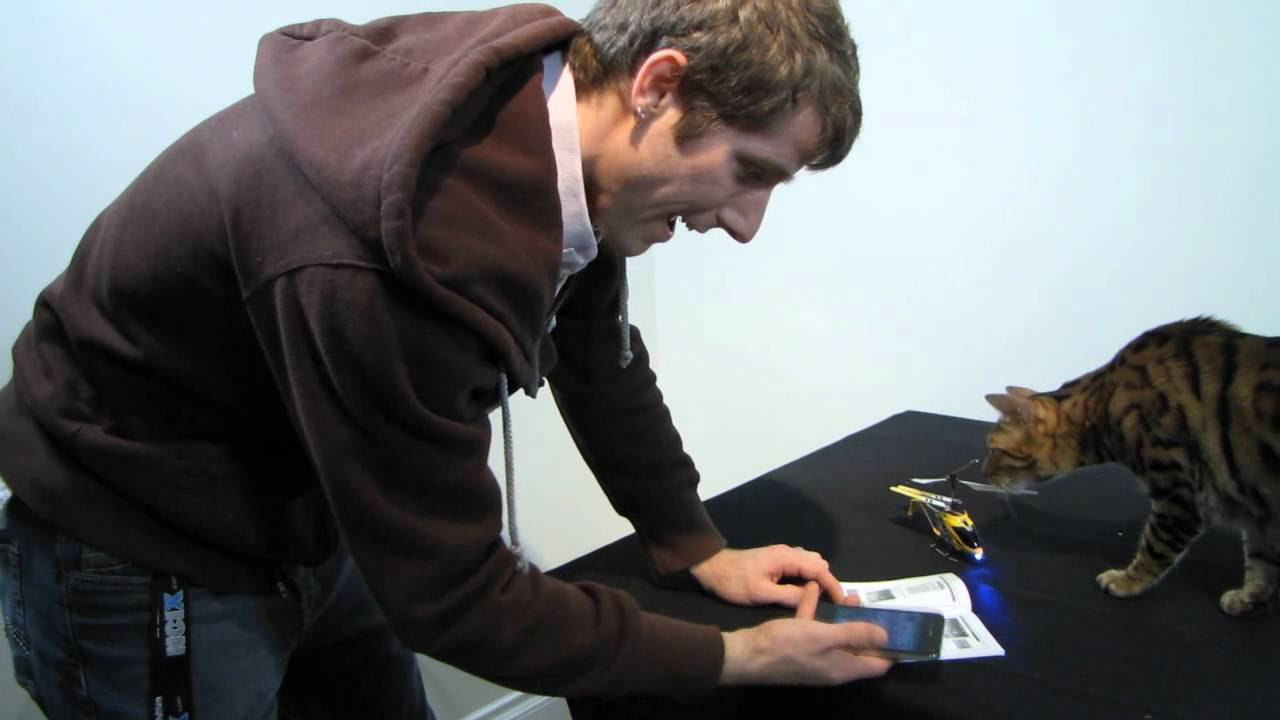 iHelicopter Bluetooth RC Helicopter for iPhone iPod iPad Unboxing \u0026 First Look Linus Tech Tips