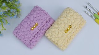 Crochet this once and you will never forget it! Easy Small Crochet card wallet tutorial