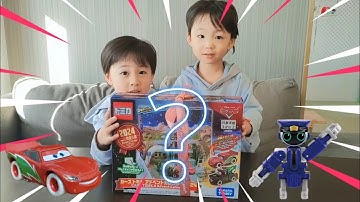【トミカ】Nin! カーズのアドベントカレンダーが届いたよ！タカとヒロ、ワッパー君と一緒にクリスマスの準備をしよう！【ジョブレイバー】