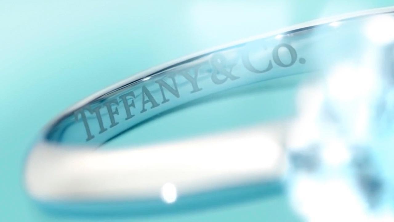 TheStreet: Tiffany Suffering from Tourism Slump says Jim Cramer TheStreet: Tiffany Suffering from Tourism Slump says Jim Cramer