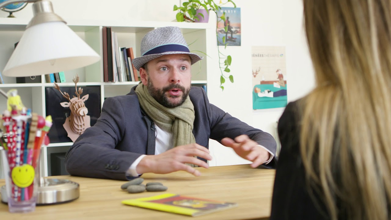 Websérie Pyrénées Thérapie - épisode 1 : Retour à la case soi-même - Replay En Thérapie épisode 1