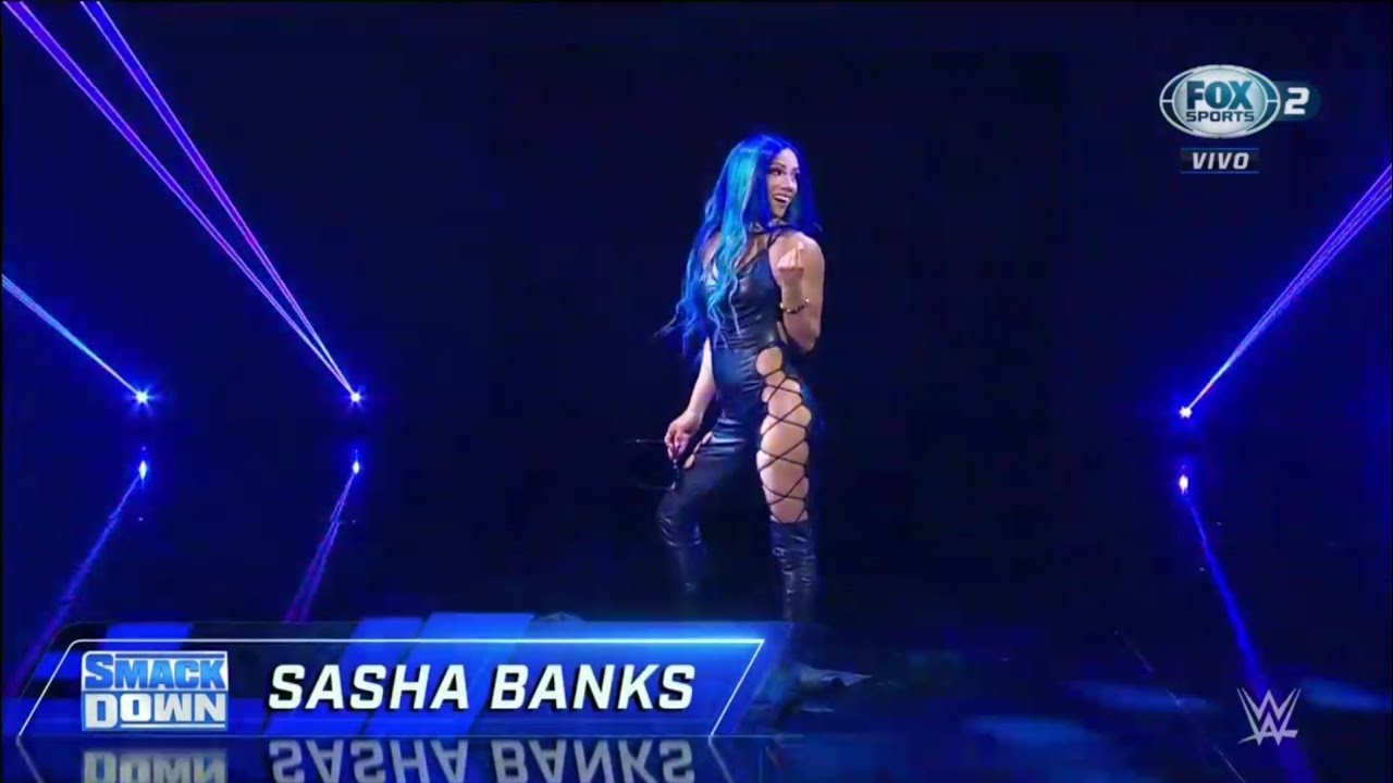 Entrada Sasha Banks regresa a Smackdown – WWE Smackdown 28/01/2022 (En Español)