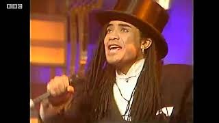 Milli Vanilli  -  Baby Don't Forget My Number  -  TOTP  - 1989