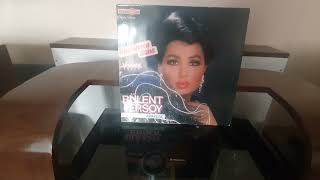 Bülent Ersoy - Bir Daha Sevmek Yok Türküola Plak Tan Dinleti