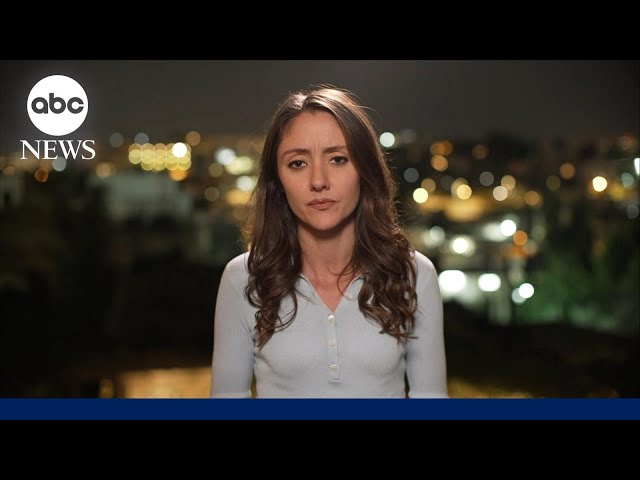 Massive blast in Jabaliyah refugee camp in Gaza - YouTube