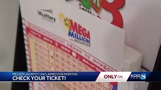 What happens to unclaimed lottery tickets in Iowa?