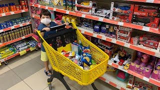 Yusuf Maskesini Taktı Market Alışverişine Çıktıcips, Çikolata Sürpriz Yumurta Aldı Sonra Evde Açtı