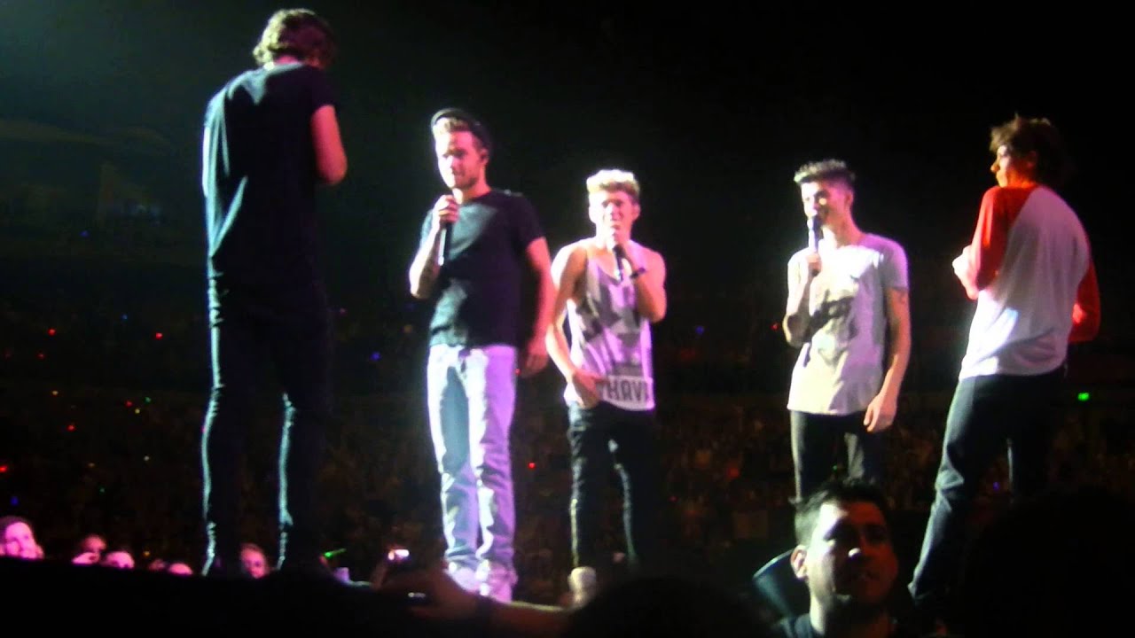 One Direction - Twitter Questions - Chrischurch 10.10.13