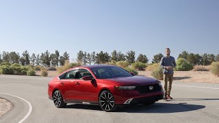 Explore the all-new sleek, powerful and electrified 2023 Honda Accord screenshot 2