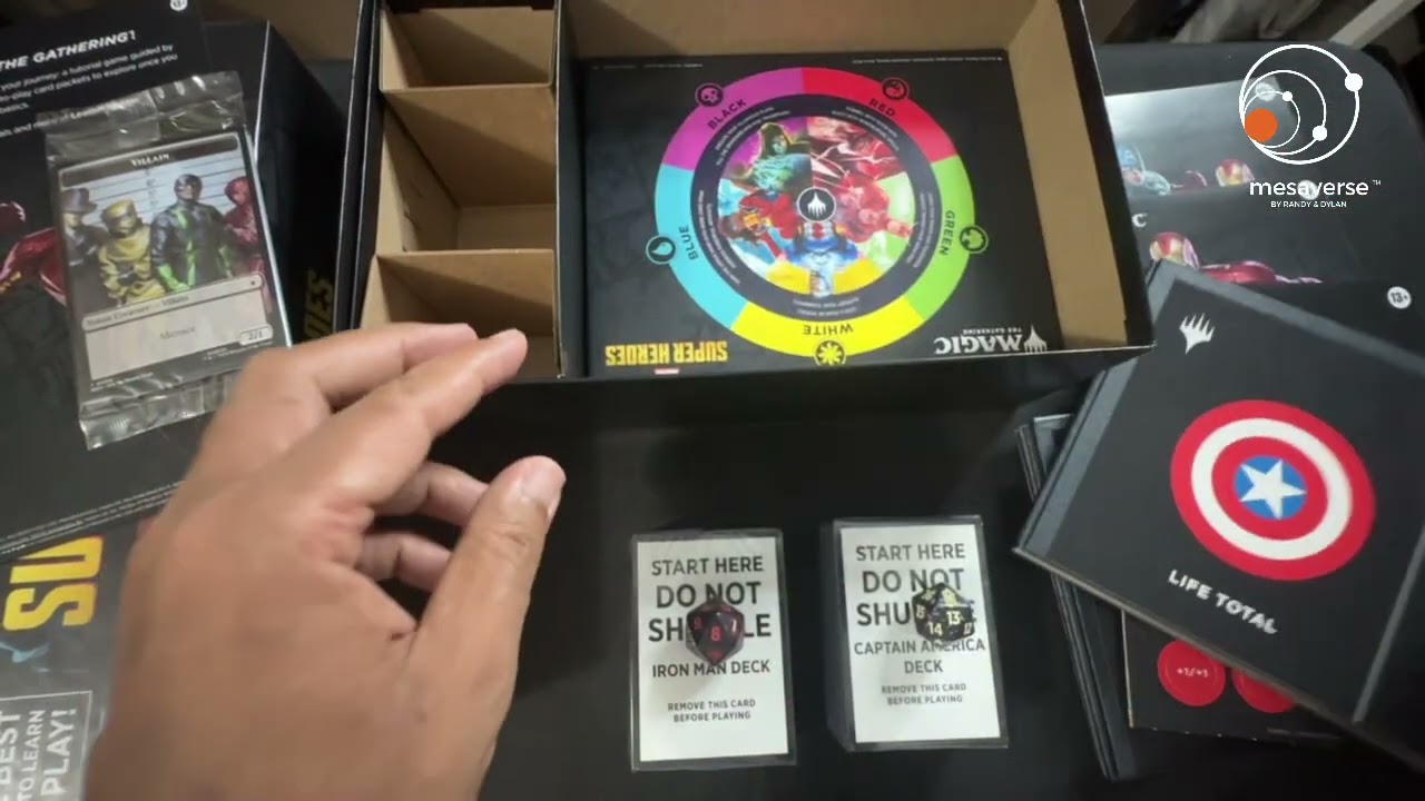 Unboxing “Magic The Gathering Marvel Superheroes Beginner Box