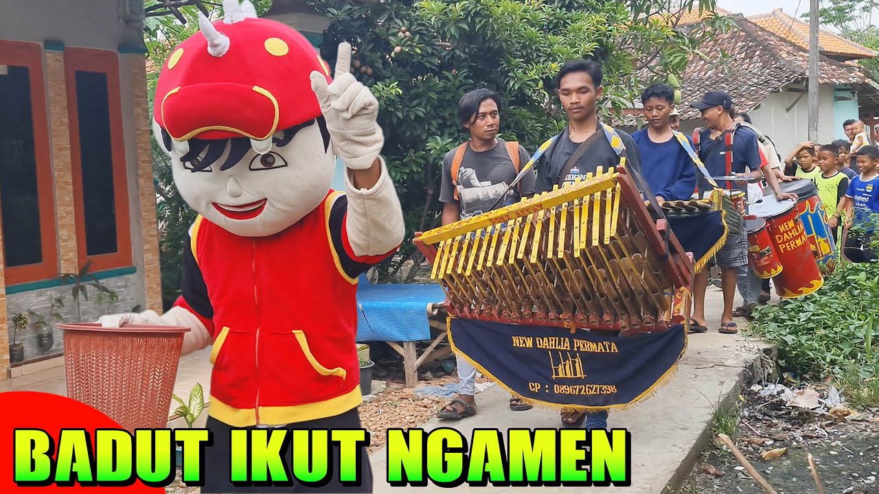 BADUT BOBOIBOY IKUT NGAMEN ANGKLUNG KELILING KAMPUNG!!