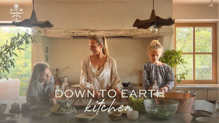 Turkey Lettuce Wraps & Garlic Green Beans | Down to Earth Kitchen Ep. 06 | Lauren Liess