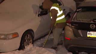 Neighbors dig out in Manayunk after storm