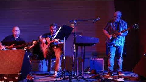 "Click" by Mike Keneally, live with Andy West and Anthony Garone