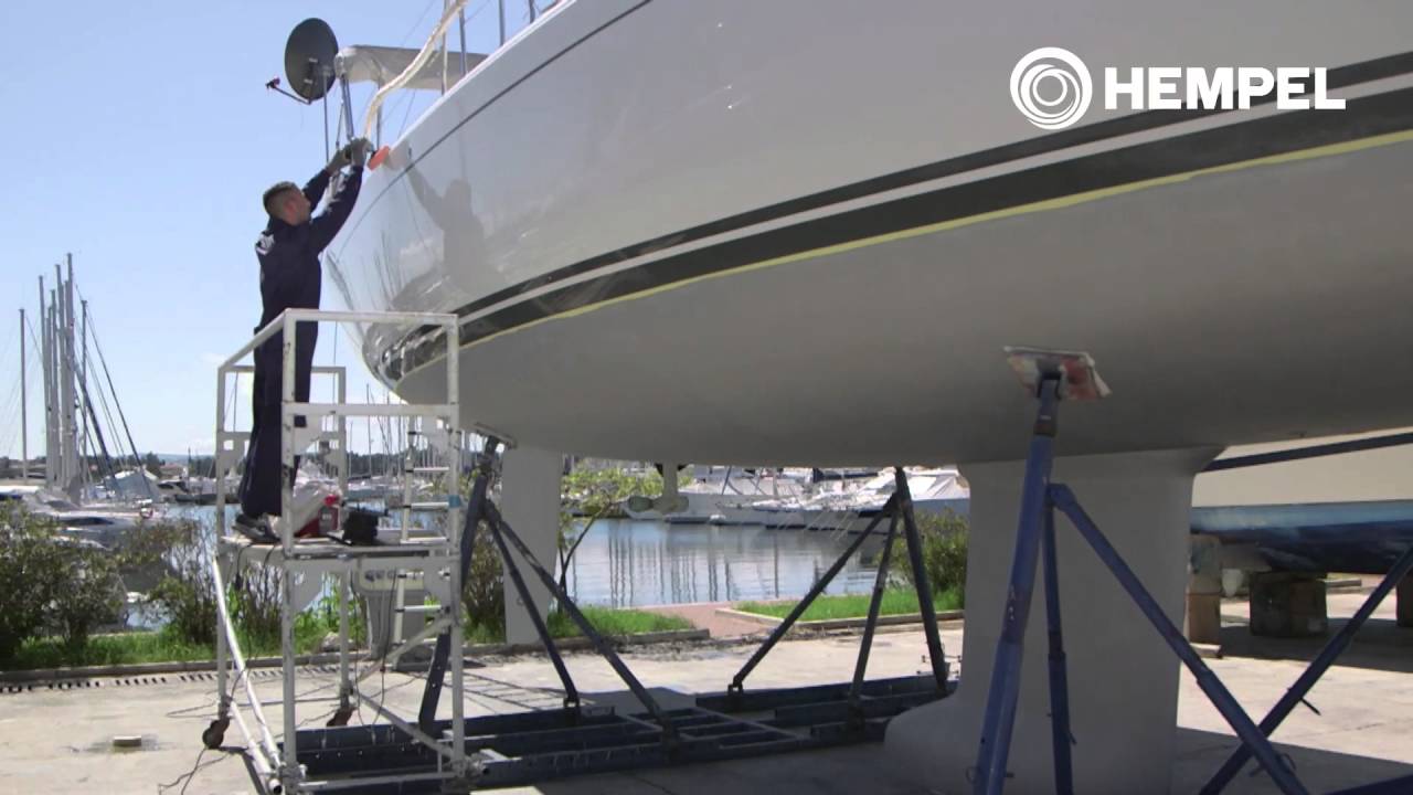How to polish and protect the gelcoat with Hempel's Custom Marine Polish DK