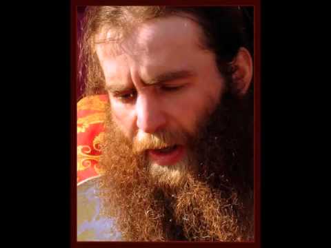 მამა შიო (ხარძეიშვილი) კითხულობს სახარებას     12  11  2006