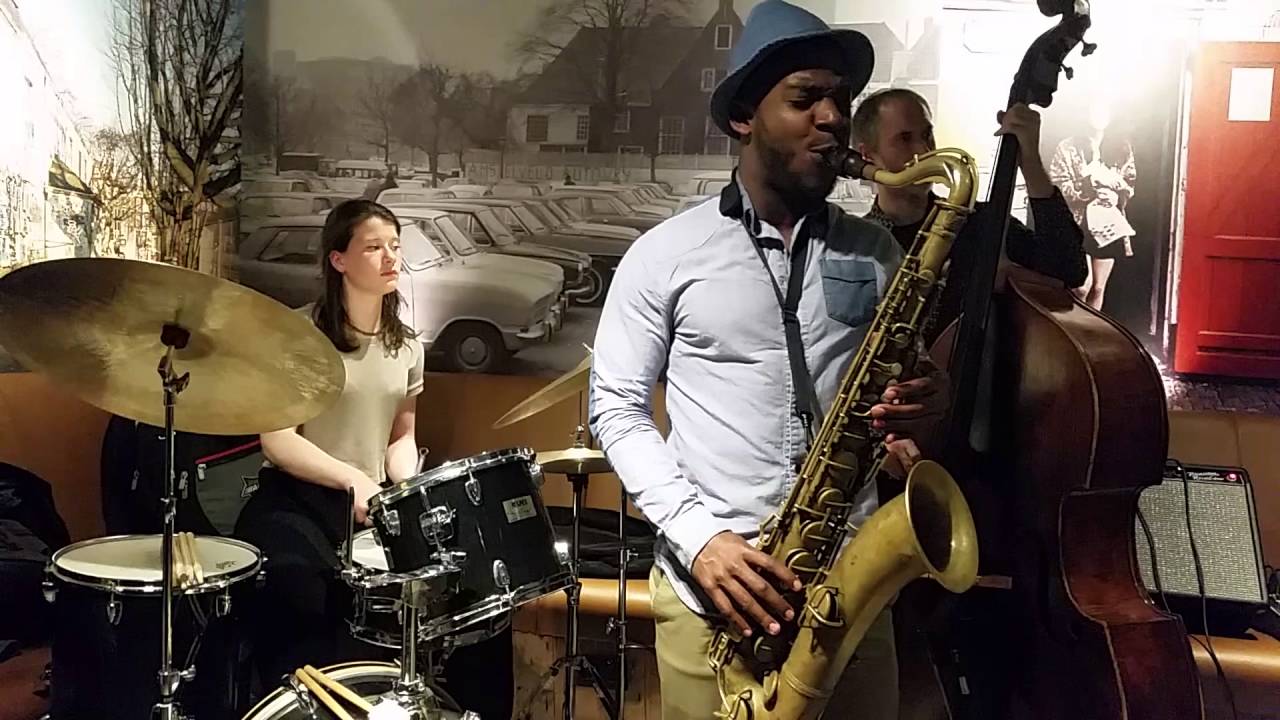 Tivon Pennicott solo on Ask me now