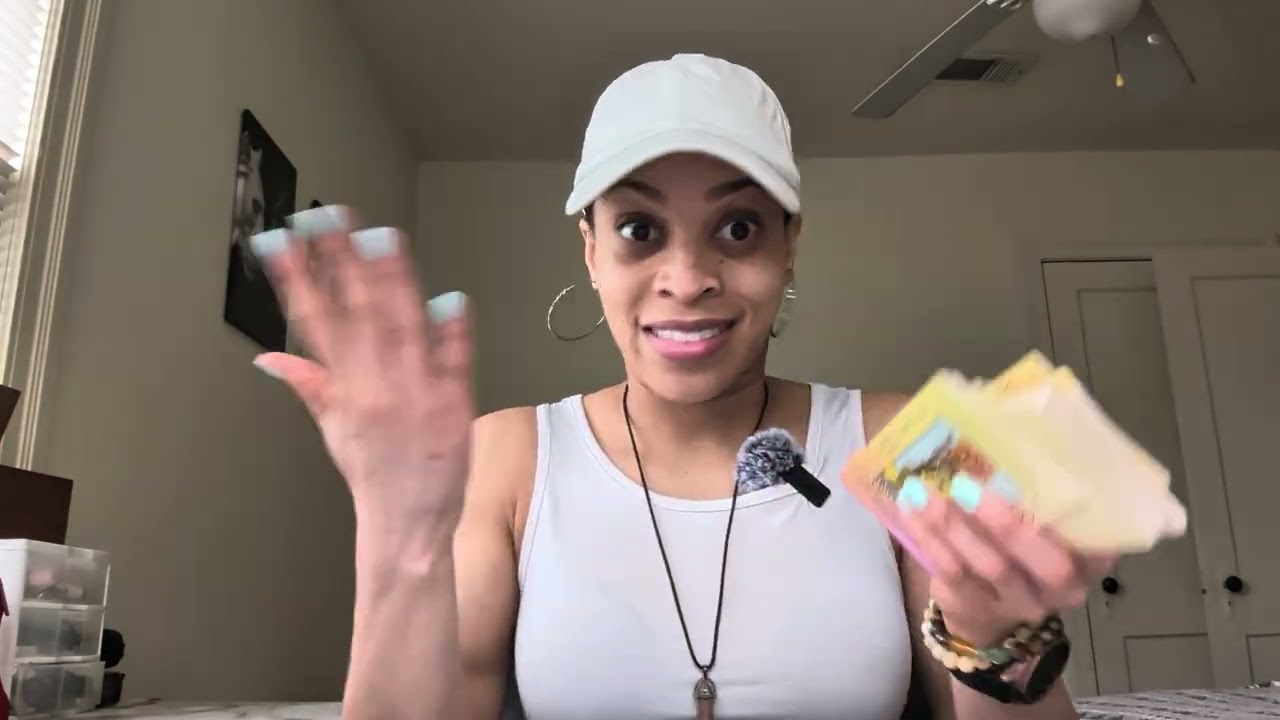 Taurus 🐂🪞🌙  Spirit is guiding you to your goals but you aren't listening 🎧🫠